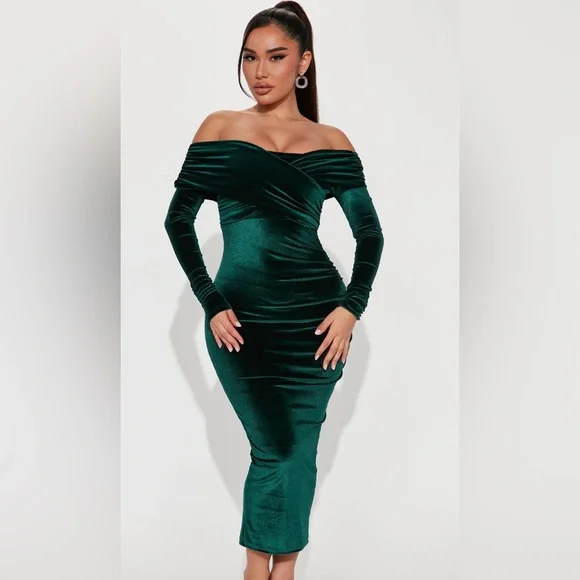 Hunter green velvet dress clearance